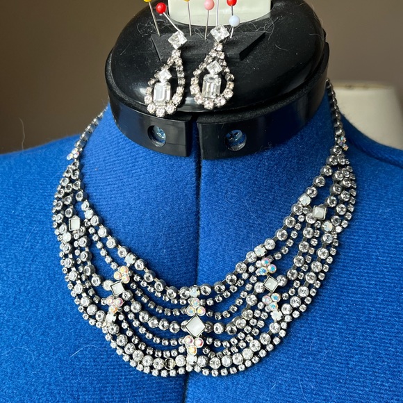 Sorrelli necklace and earrings - Picture 2 of 4